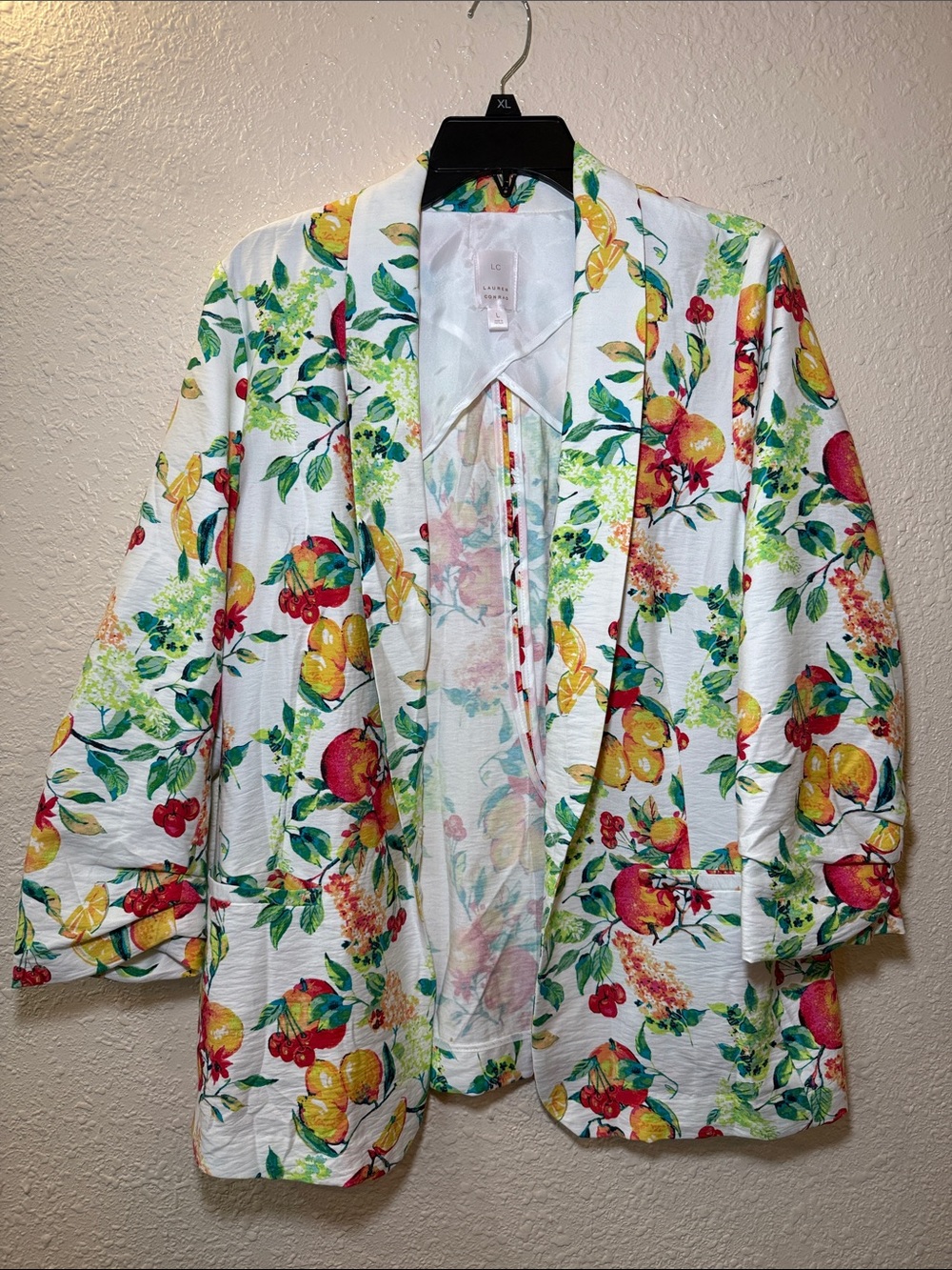 LC Lauren Conrad White Fruit & Floral Open-Front Blazer